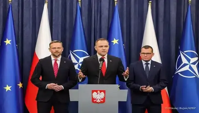 prezydent-nawrocki-blokuje-spe