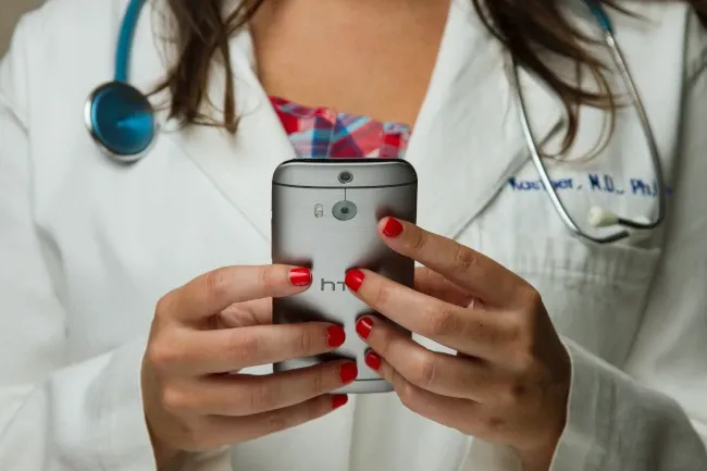 gremi-personal-zaprovadila-poslugu-telemedicini-dlja-svoih-pracivnikiv