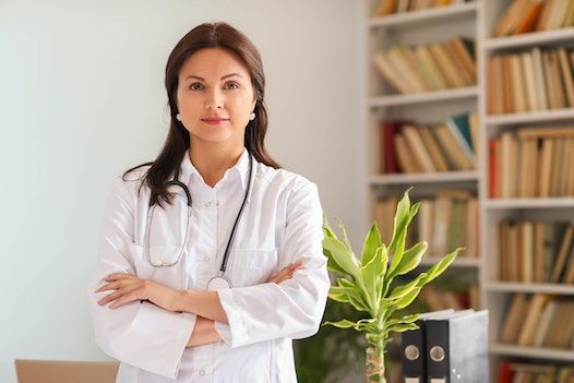 sezonn-zarob-tki-dlya-medik-v-ta-vchitel-v-u-polshch
