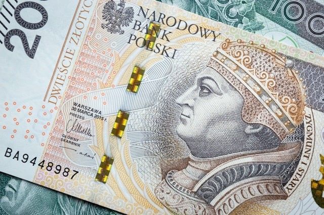 jaka-minimalna-zarplata-bude-v-polshhi-u-2025-roci