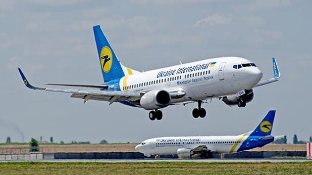 tsn-znovu-na-zarobitki-do-polshhi-pribuv-pershij-charter-z-ukrainskimi-pracivnikami